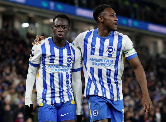 Wayne Rooney: I'd love to see Welbeck back at Manchester United, he's been fantastic this season  [jiayu] 