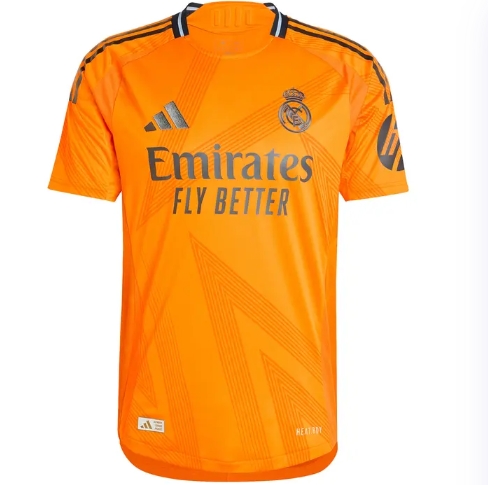 Season 2425 Men's away kit - Orange vallejo18