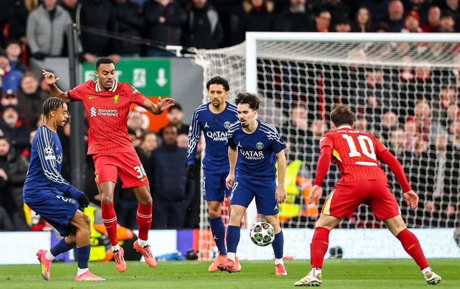 Paris beat Liverpool 5-2! Two consecutive years into the Champions League 8, Dembele scored, Nunez lost point（haojie)