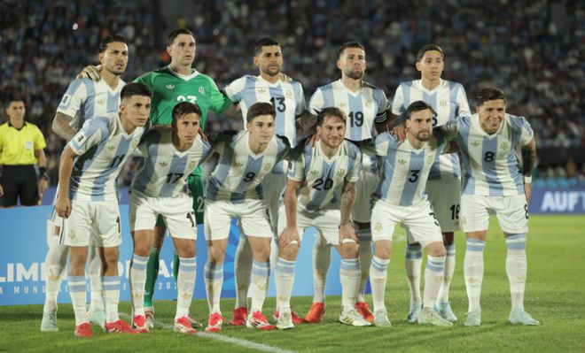 Messi is out, Argentina 1-0 Uruguay! Next round draw = through to the World Cup, Almada scored(haojie)