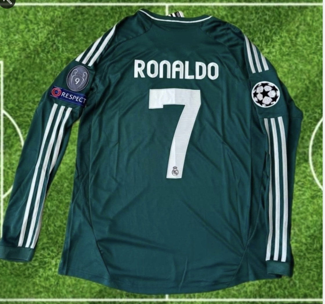 1213 Real Madrid two green jersey Ramoscaka Champions League edition jersey No. 7 C Luo long-sleeved retro football uniform