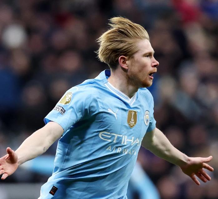 Congratulations to Messi! Man City one brother to the rescue! Both pass and shoot, at the peak, the Club World Cup into the dark horse [xueting]