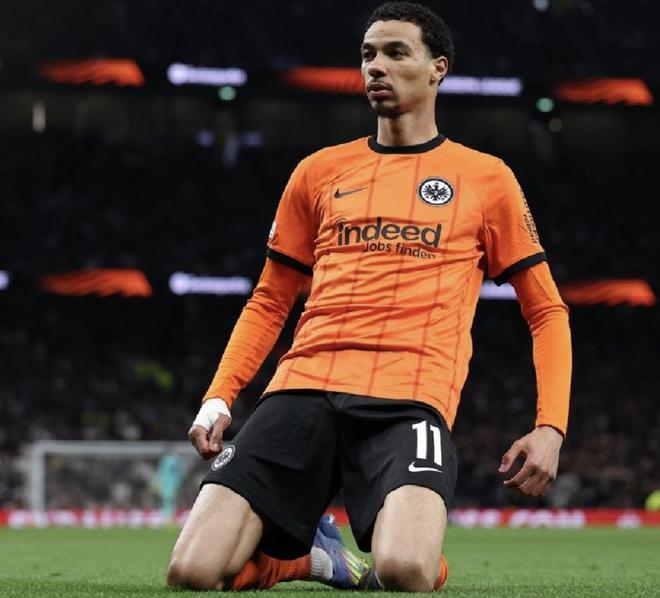 With the team: a number of Premier League teams sent scouts to examine Ekitic, French Eagles hope that he can set a new record transfer fee  [JIAYU] 