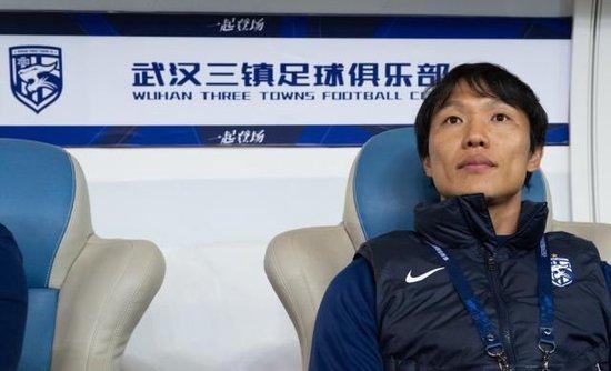 Three towns change the handsome, such as change the knife wins in the change array: release the pressure! Regain confidence[WEIRUSHUI]