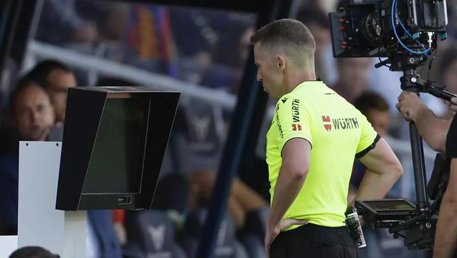 Every body: Barcelona is angry about the referees in the El Clasico, but will not appeal against this game  [jiayu]