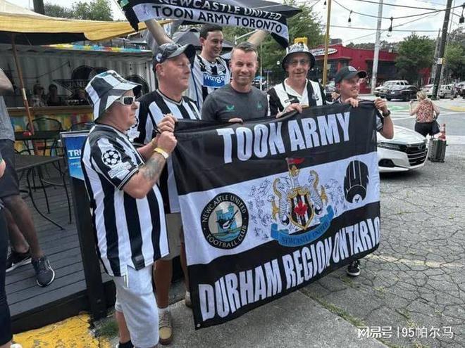 A veteran with a 20-year playing career, creating Premier League jokes and providing technical assistance at Manchester City  [liuying] 