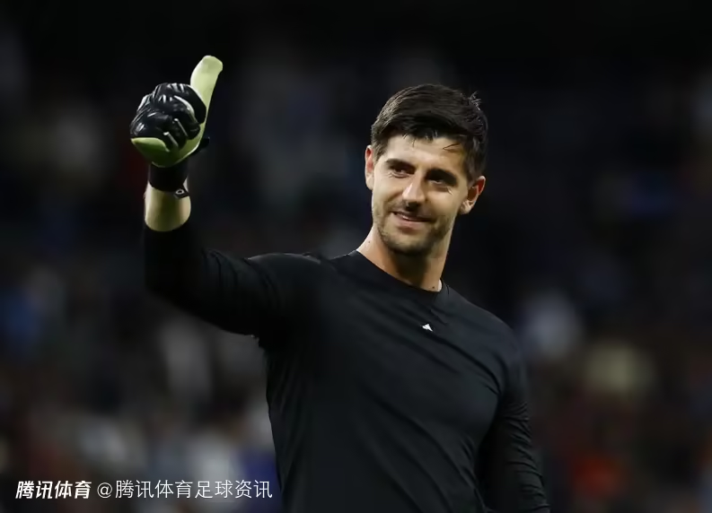 Real Madrid broke the norm by extending Courtois' contract for two years, which includes an option for a one-year extension [xueting]