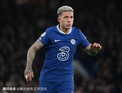 Real Madrid's midfield recruitment encounters obstacles! Chelsea is determined to keep Enzo. The Reds' midfield core McAllister is also hard to poach [xueting]