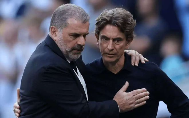 Tottenham Hotspur quickly changed their manager. What's Frank's background[kui]