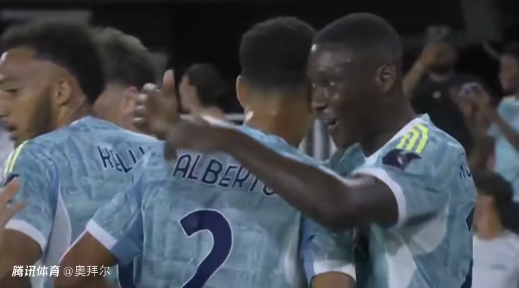 Juventus has had a dream start! Muani scored a flash goal, scoring his first goal in the Club World Cup. The four players had an extremely smooth teamwork [xueting]