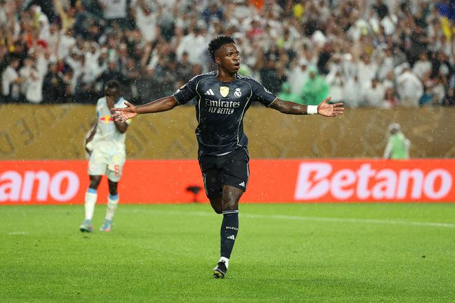 Vini Silva's assist and shot gave Real Madrid a 3-0 victory. They qualified first place and will play against Juventus. | Real Madrid | Ernesto Valverde | Rodrygo | Ludegi | Arnold