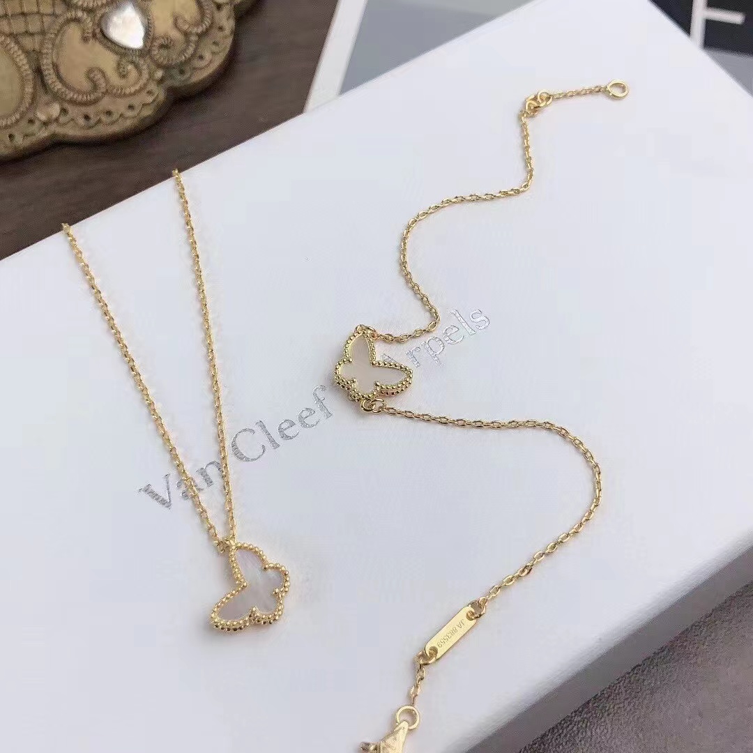 Van Cleef & Arpels necklace