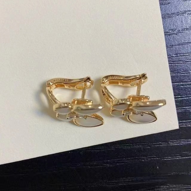 Van Cleef & Arpels Earrings