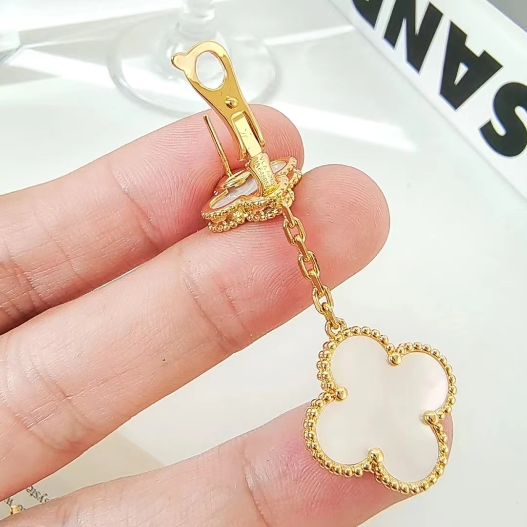 Van Cleef & Arpels Earrings