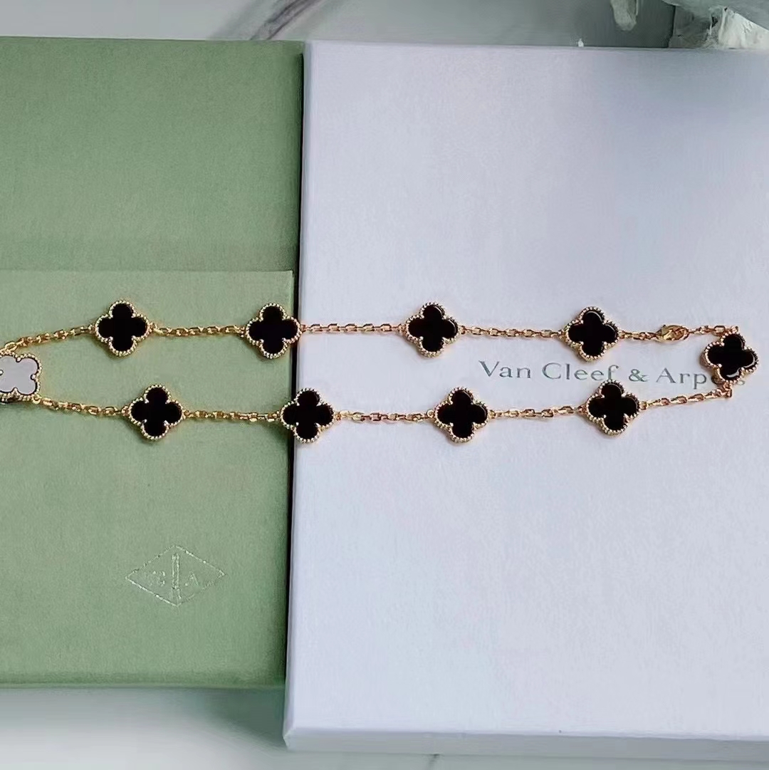 Van Cleef & Arpels necklace