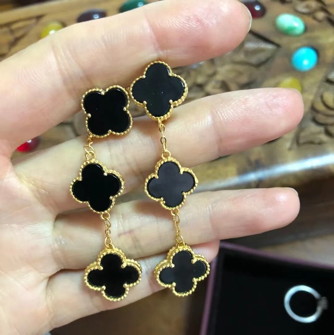 Van Cleef & Arpels Earrings