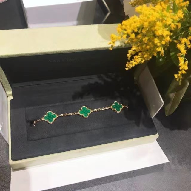 Van Cleef & Arpels bracelet
