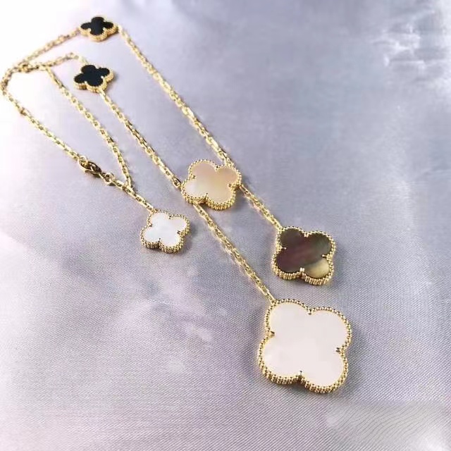 Van Cleef & Arpels Necklace