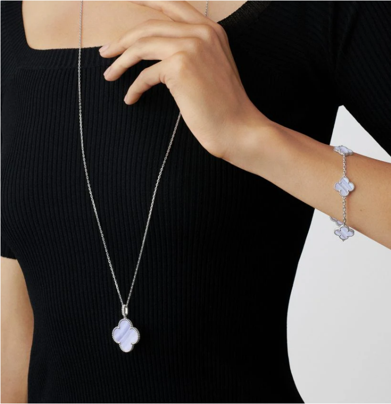 Van Cleef & Arpels Bracelets