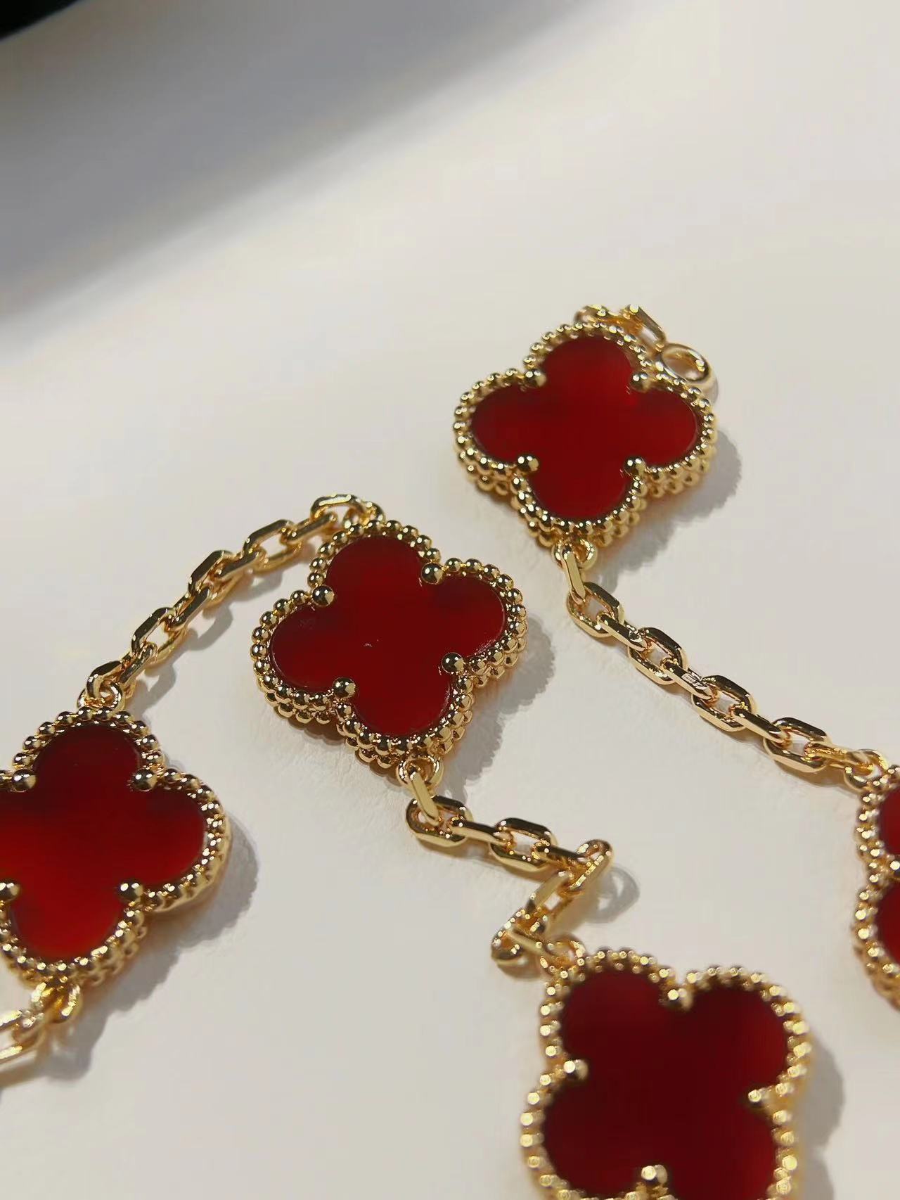 Van Cleef & Arpels bracelet