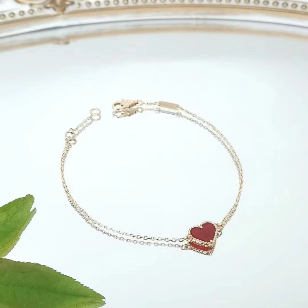 Van Cleef & Arpels Bracelets