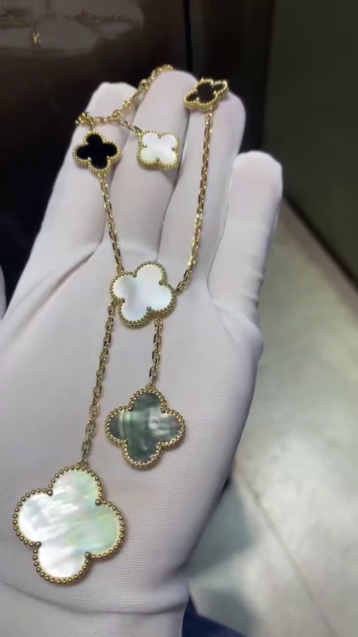 Van Cleef & Arpels Necklace