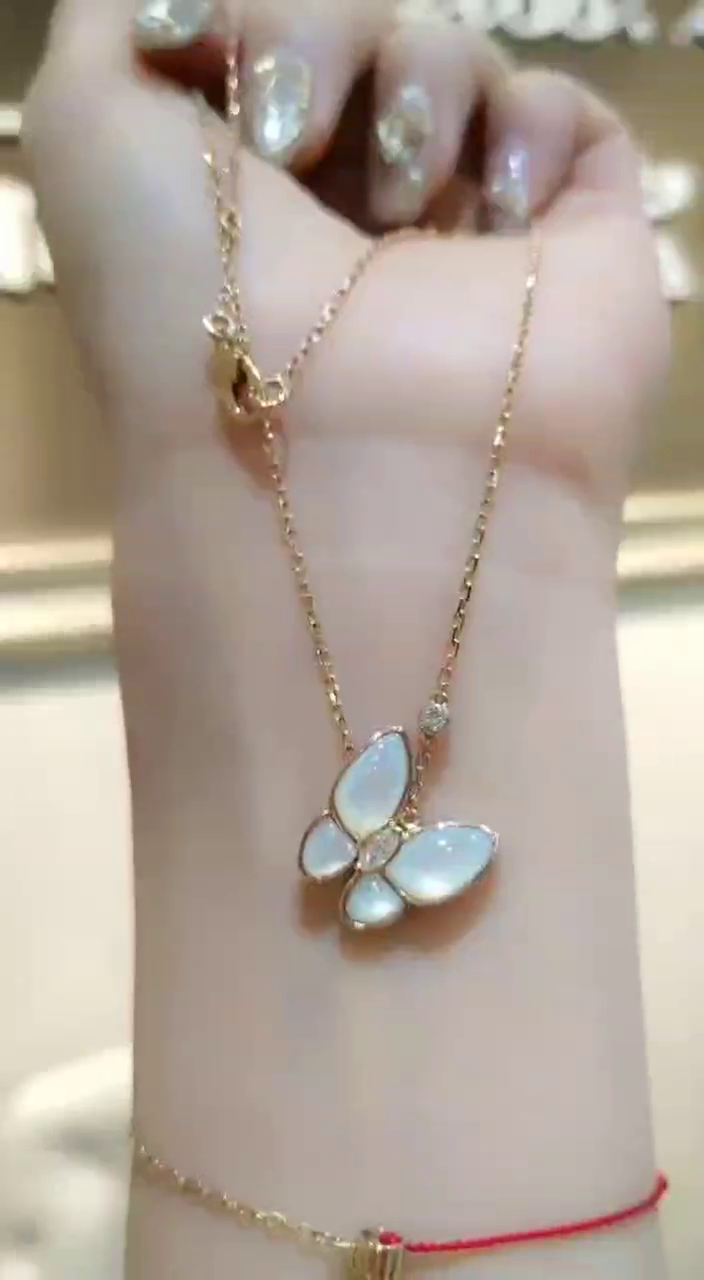 Van Cleef & Arpels necklace