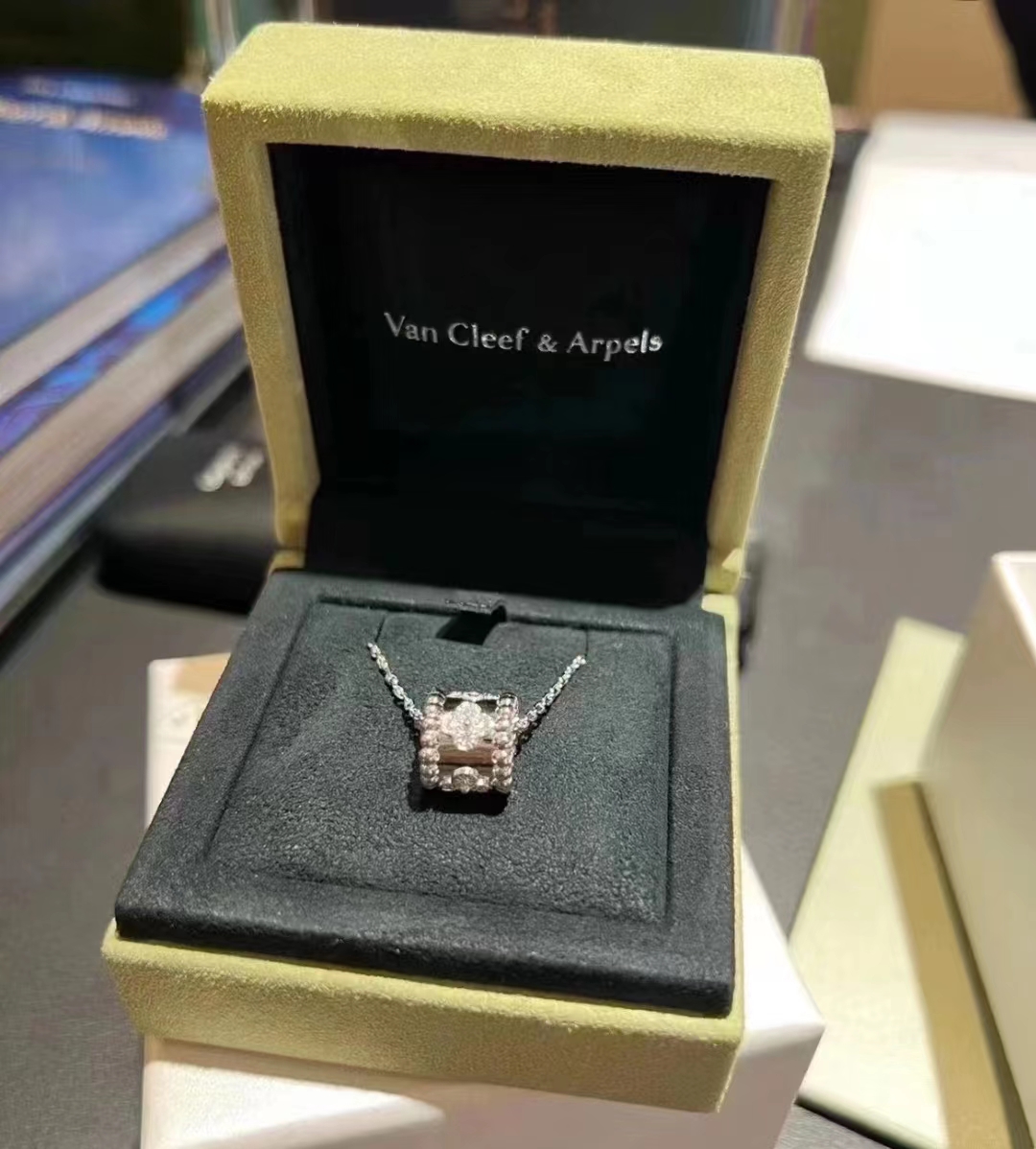 Van Cleef & Arpels Necklace