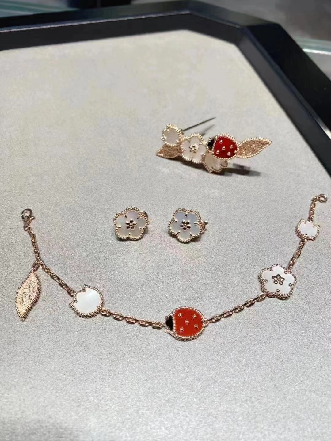 Van Cleef & Arpels bracelet