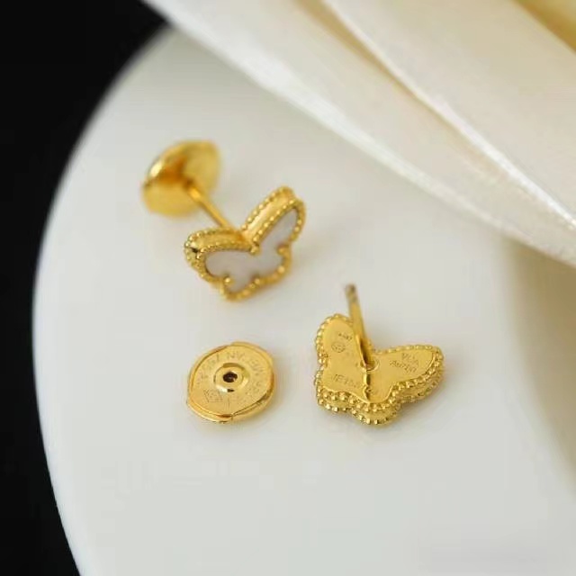 Van Cleef & Arpels Earrings