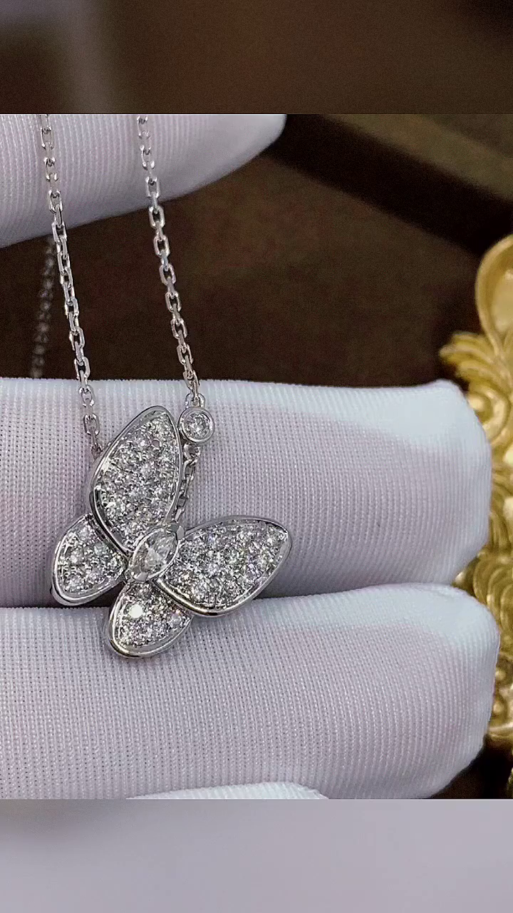 Van Cleef & Arpels  necklace