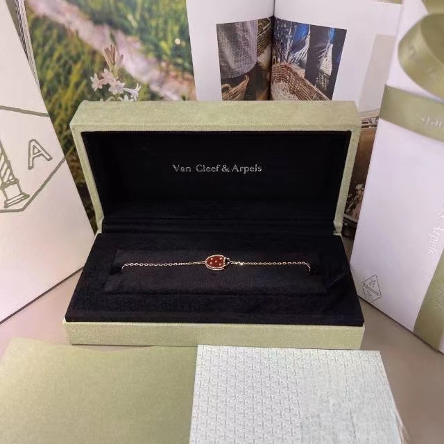 Van Cleef & Arpels Bracelet