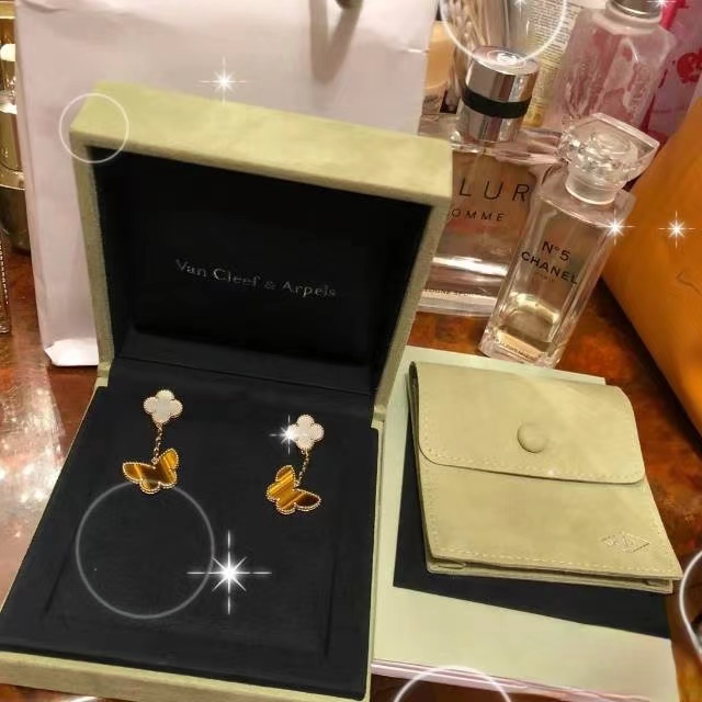 Van Cleef & Arpels Earrings