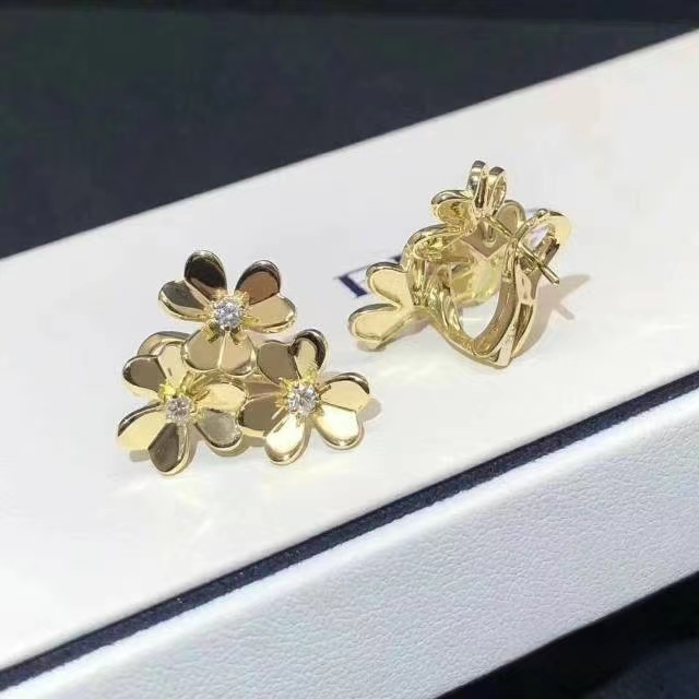 Van Cleef & Arpels Earrings
