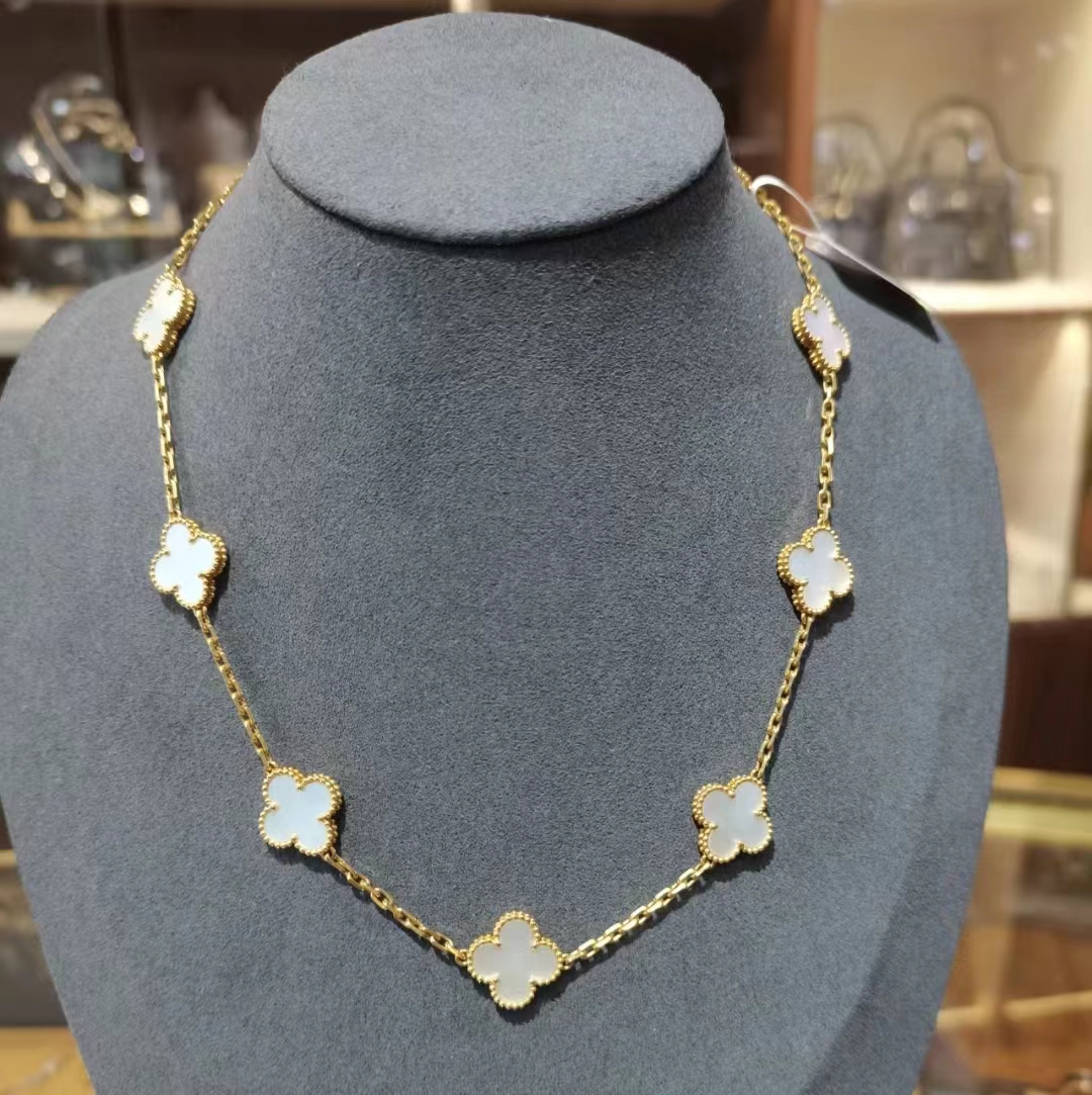 Van Cleef & Arpels necklace