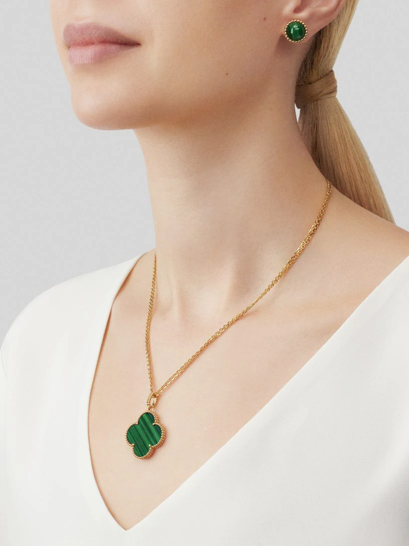 Van Cleef & Arpels pendant necklace