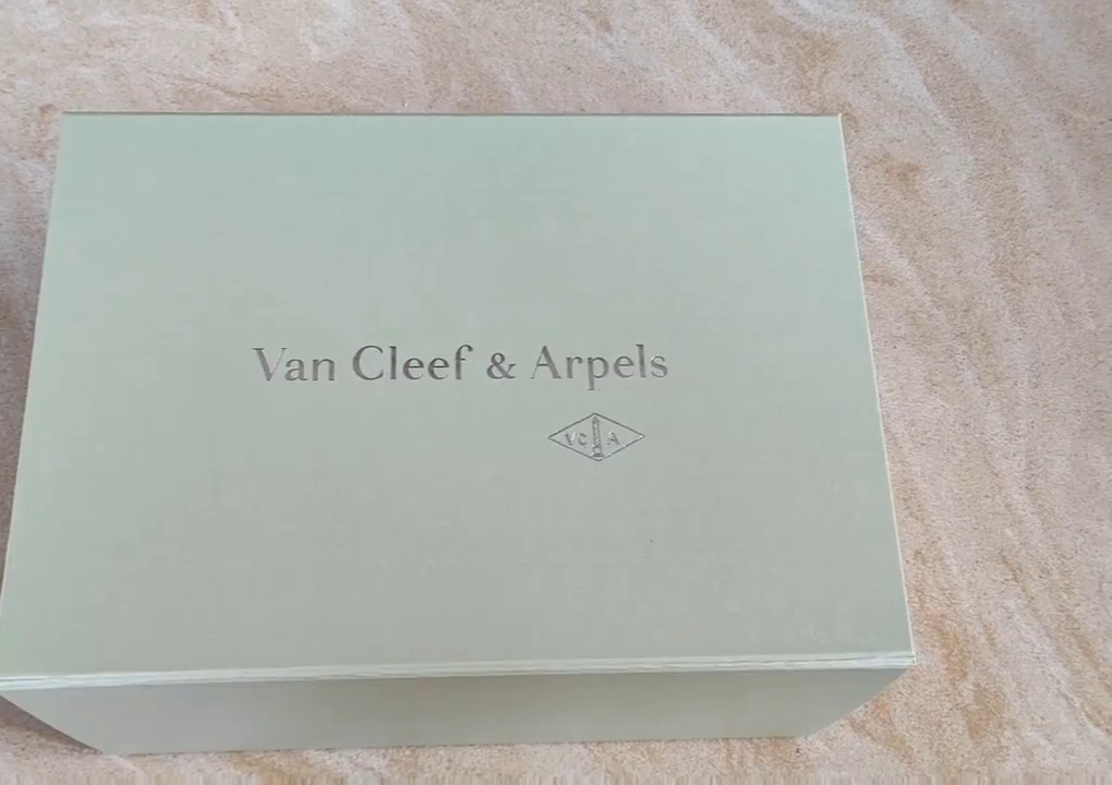 Van Cleef & Arpels Bracelets