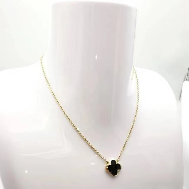 Van Cleef & Arpels necklace