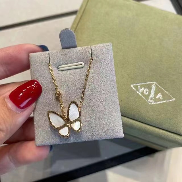 Van Cleef & Arpels necklace