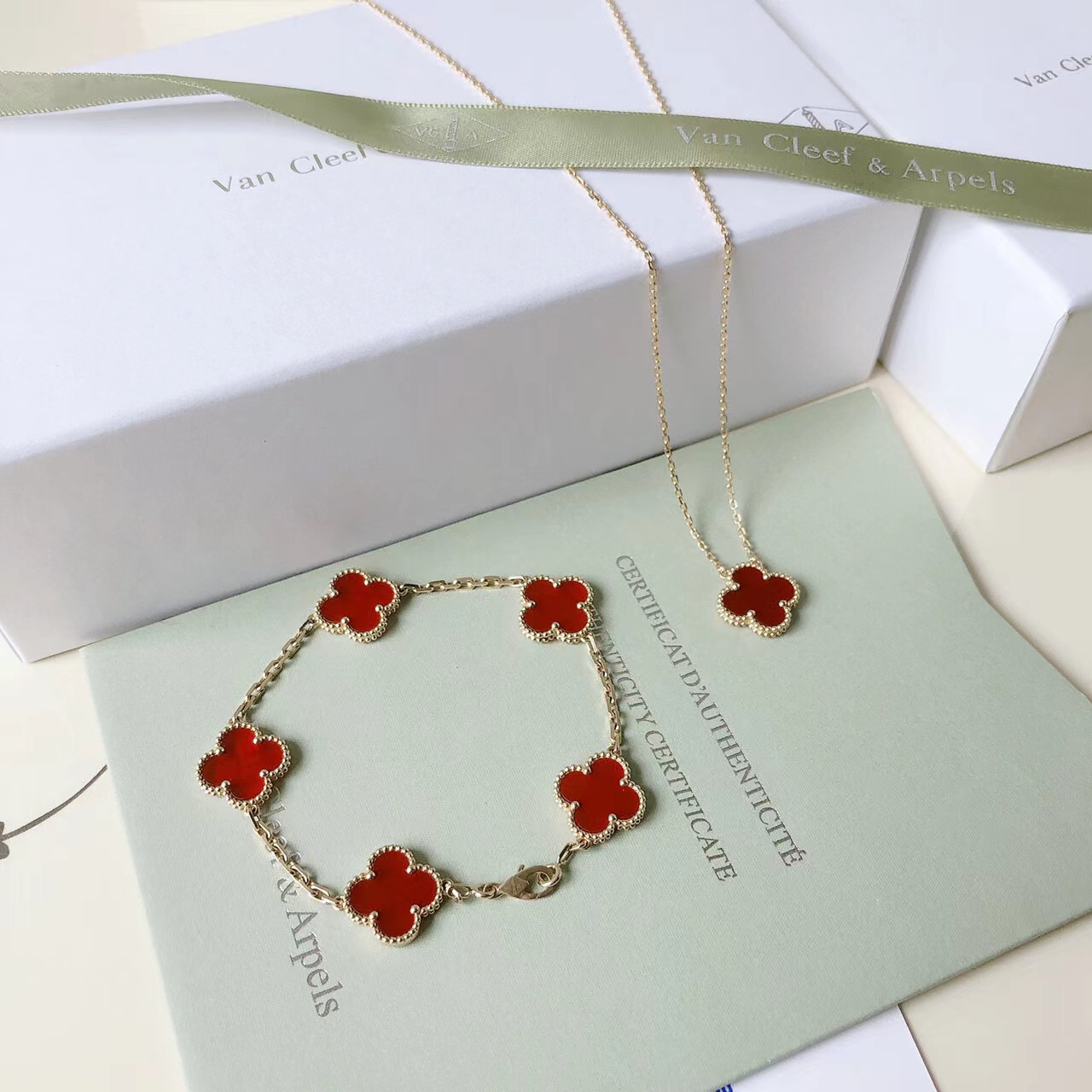 Van Cleef & Arpels bracelet