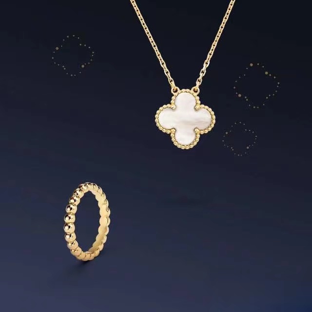Van Cleef & Arpels necklace
