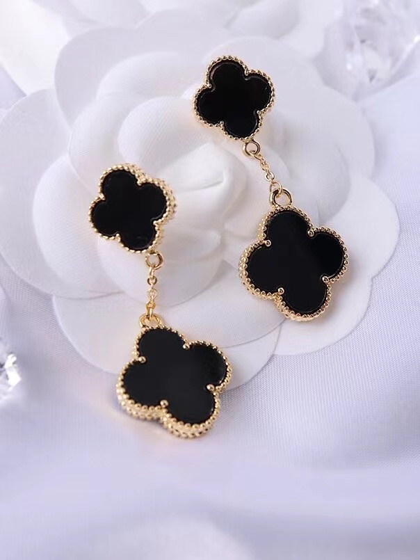 Van Cleef & Arpels Earrings