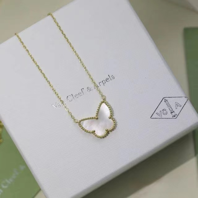 Van Cleef & Arpels necklace