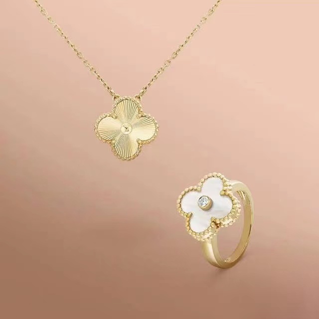 Van Cleef & Arpels necklace