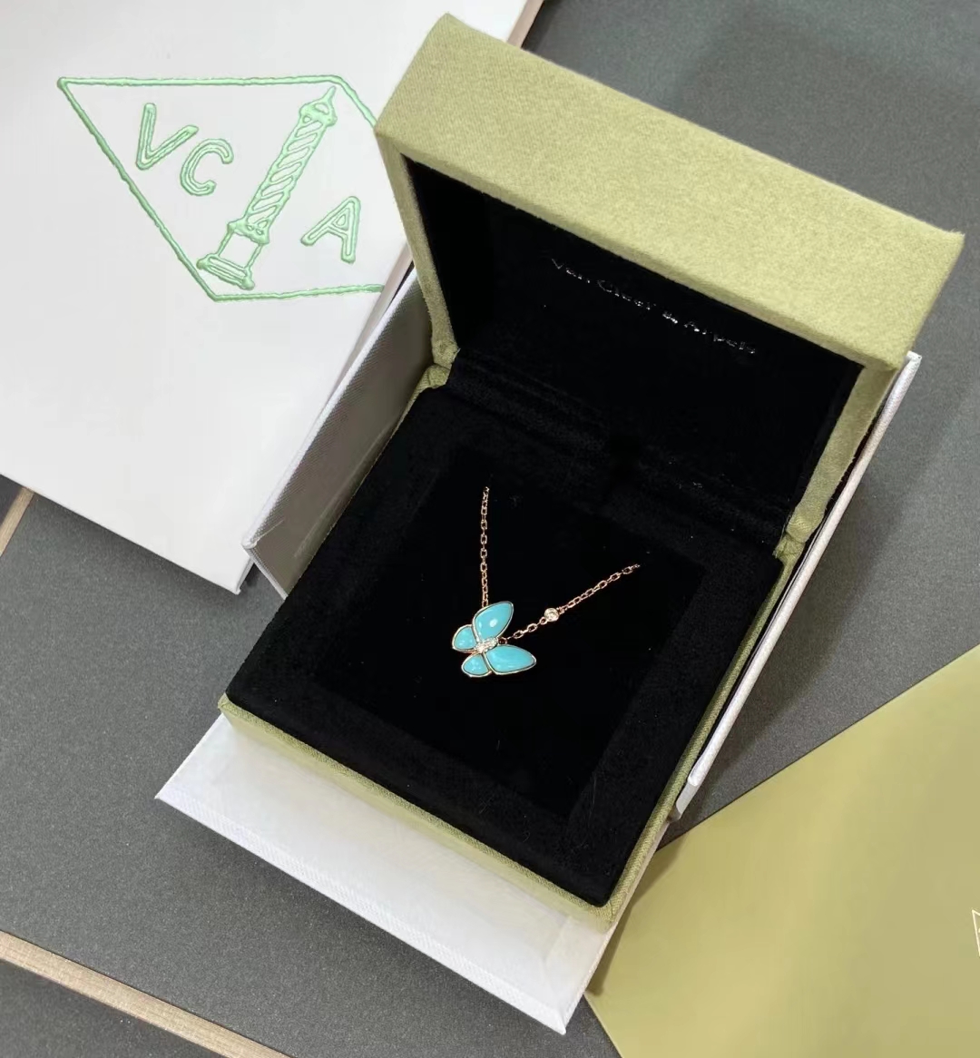 Van Cleef & Arpels  necklace