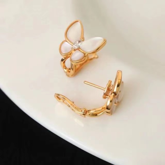 Van Cleef & Arpels Earrings