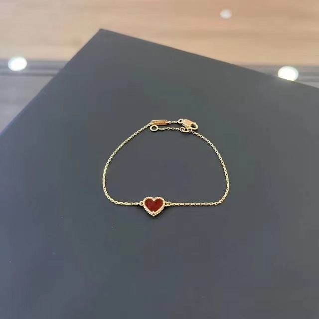 Van Cleef & Arpels Bracelets