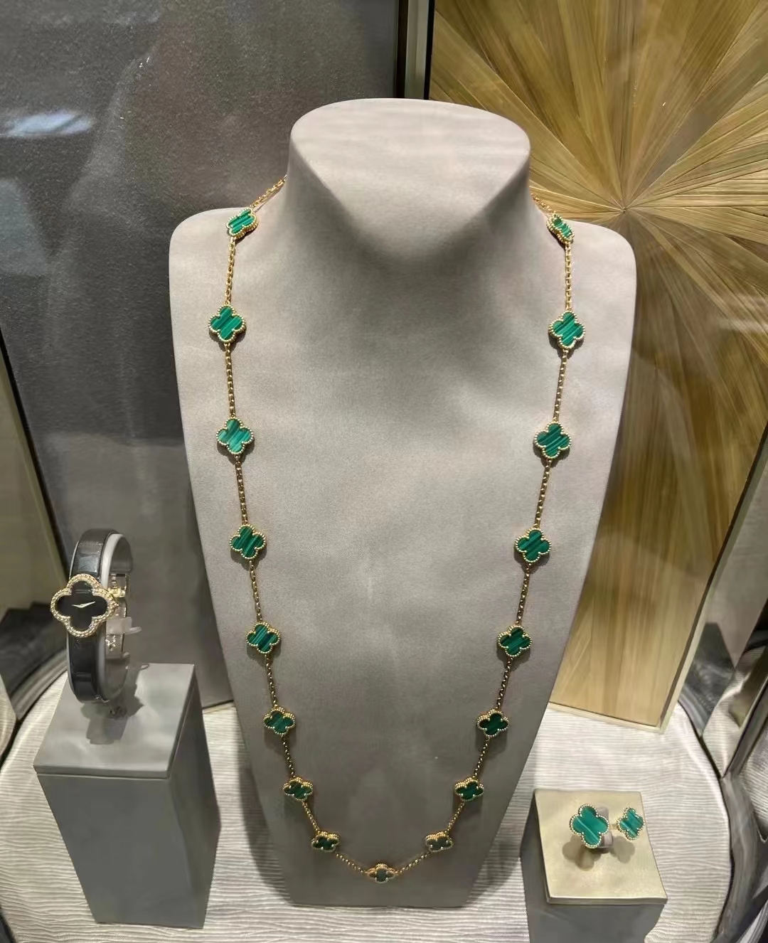 Van Cleef & Arpels Necklace