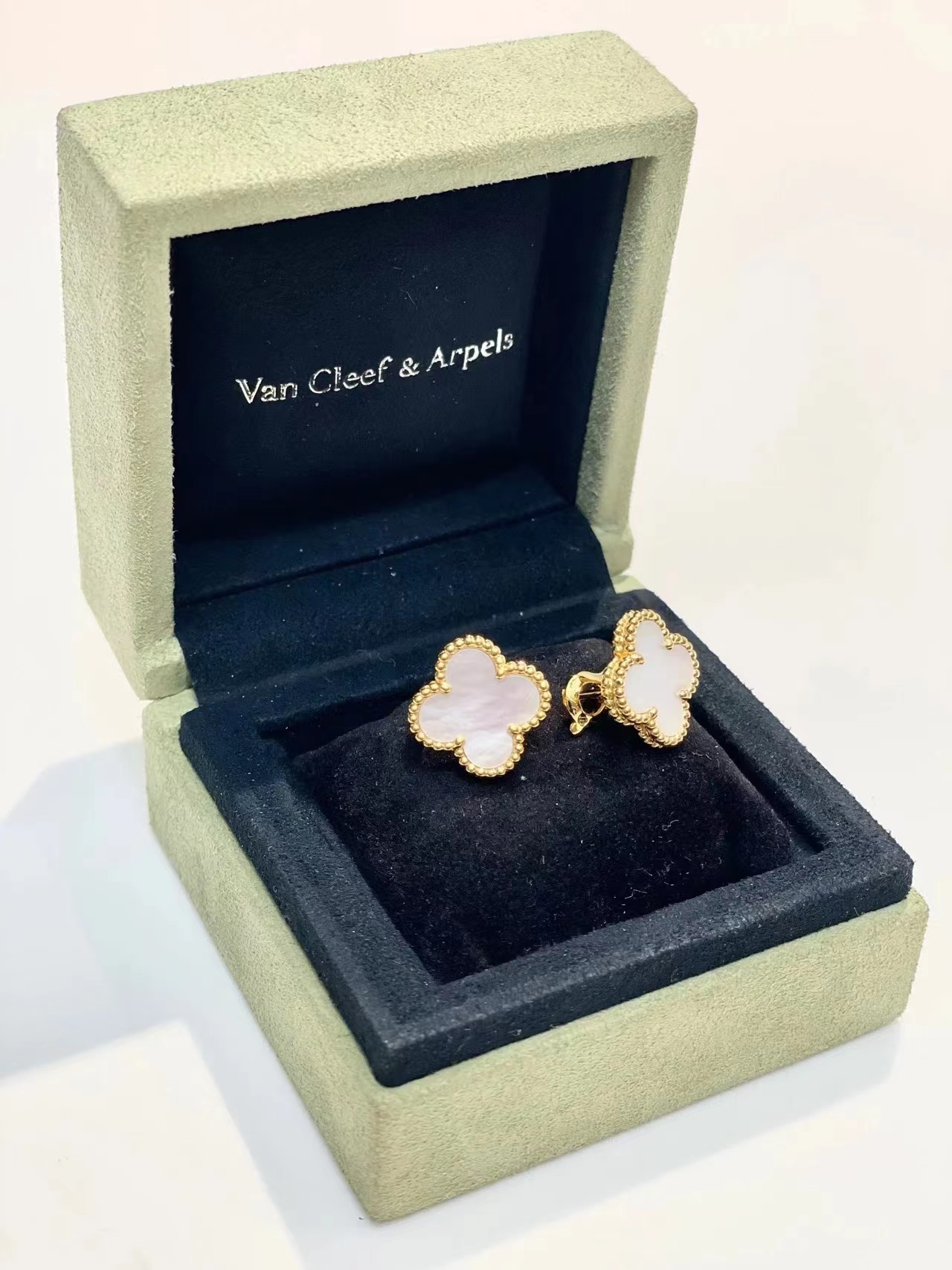 Van Cleef & Arpels Earrings