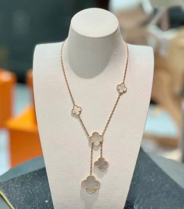 Van Cleef & Arpels Necklace